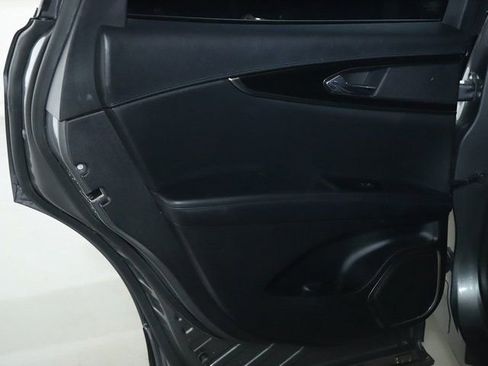 Used 2021 Lincoln Nautilus AWD image 13