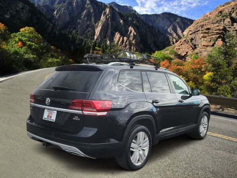 Used 2019 Volkswagen Atlas SE w/ Towing Package image 3