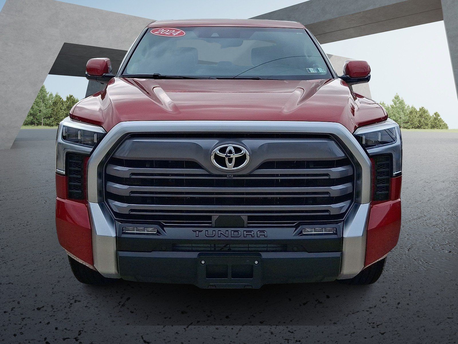Used 2024 Toyota Tundra Limited AWD/4WD image 2