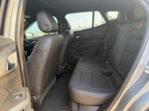 Used 2025 Chevrolet Trax RS w/ Driver Confidence Package image 33