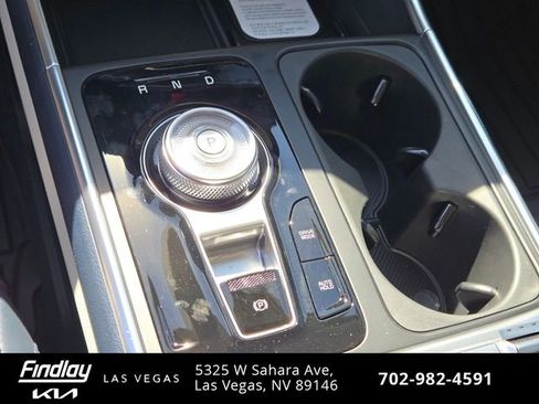 New 2026 Kia Carnival SX w/ SX Dark Edition Package FWD image 19