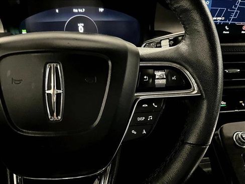 Used 2023 Lincoln Nautilus FWD w/ Premium Package image 21