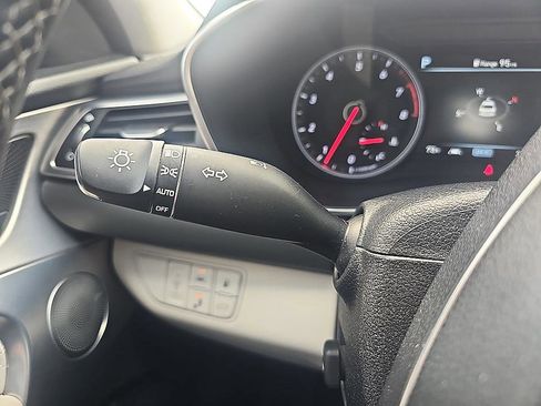 Used 2021 Genesis G70 2.0T w/ Prestige Package AWD/4WD image 22