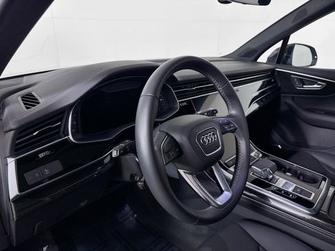 Used 2025 Audi Q7 2.0T Premium Plus w/ Premium Plus Package image 4