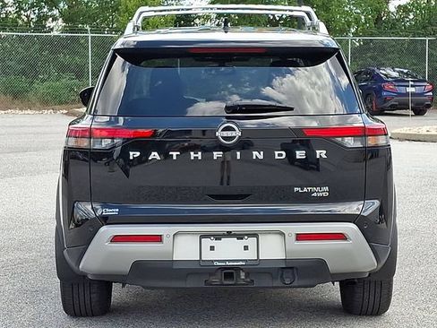 Used 2022 Nissan Pathfinder Platinum w/ Cargo Package AWD/4WD image 8