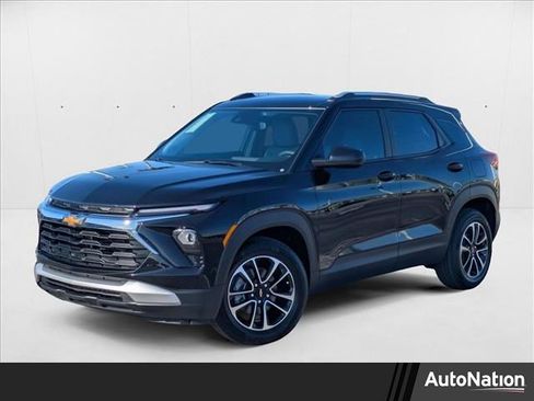 New 2026 Chevrolet TrailBlazer LT w/ Driver Confidence Package image 1