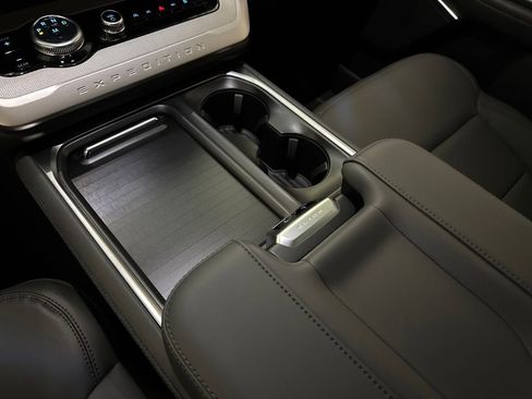 New 2026 Ford Expedition Max Active image 37