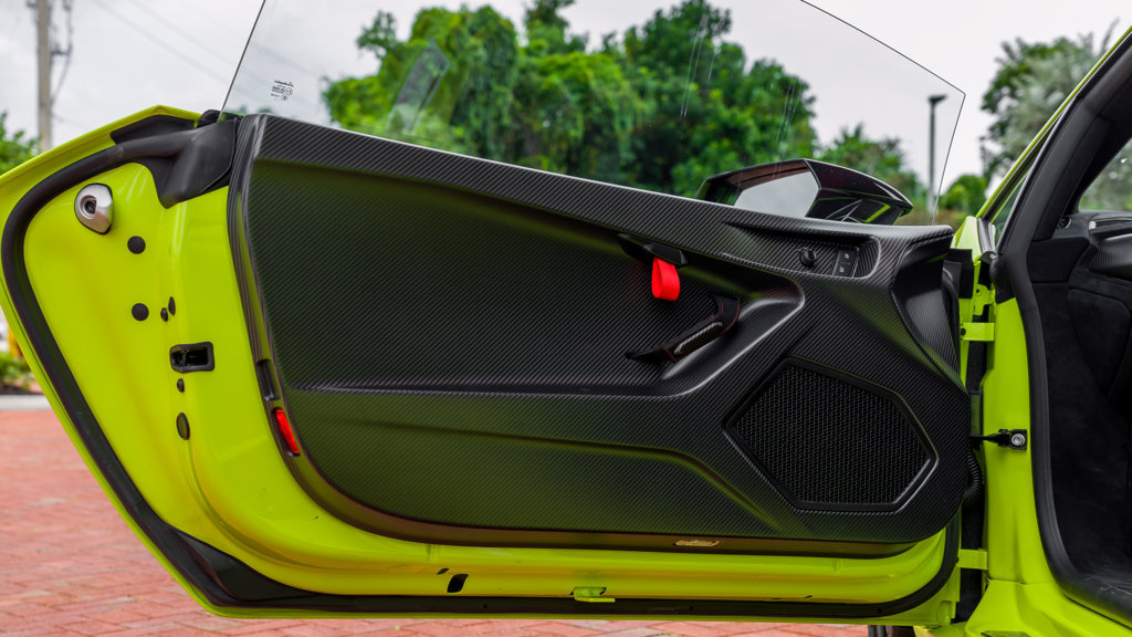 Used 2022 Lamborghini Huracan STO RWD image 14