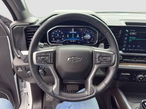 Used 2024 Chevrolet Silverado 1500 RST RWD image 10
