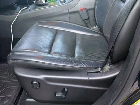 Used 2020 Dodge Durango R/T w/ Technology Group AWD/4WD image 7