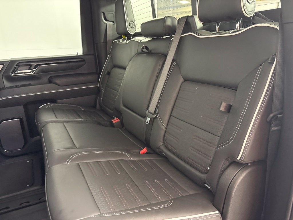 Used 2025 GMC Sierra 2500 AT4X AWD/4WD image 29