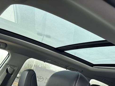 New 2026 Toyota Grand Highlander Platinum image 12