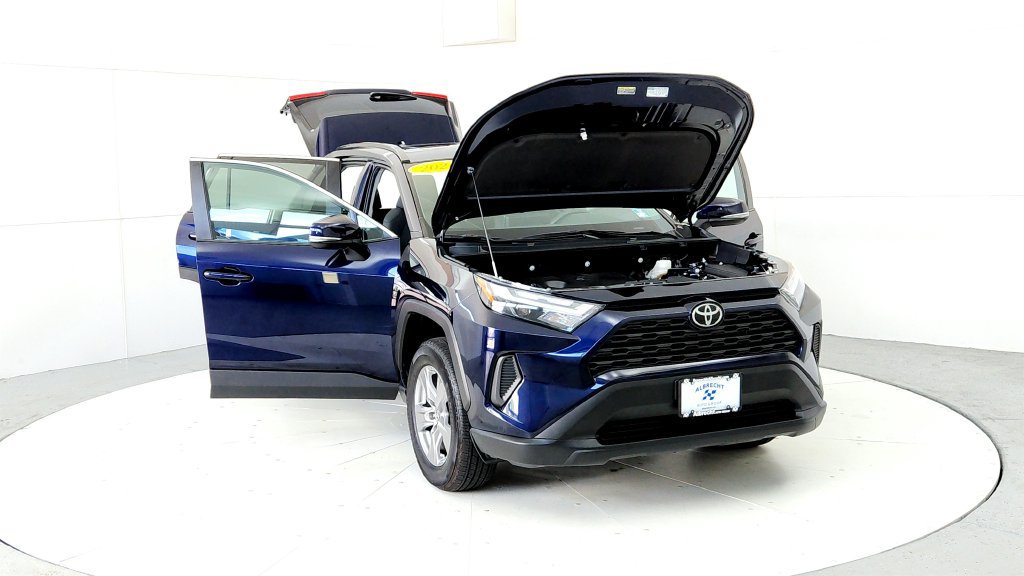 Certified 2024 Toyota RAV4 XLE w/ Convenience Package AWD/4WD image 9