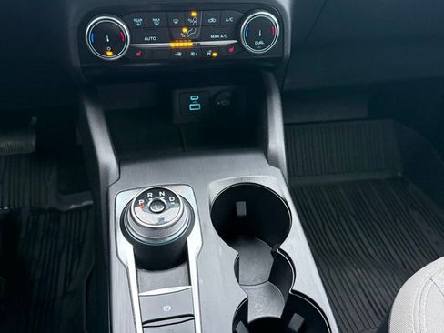 Used 2022 Ford Escape SE w/ Convenience Package image 12