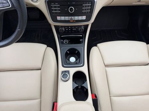 Used 2020 Mercedes-Benz GLA 250 image 15