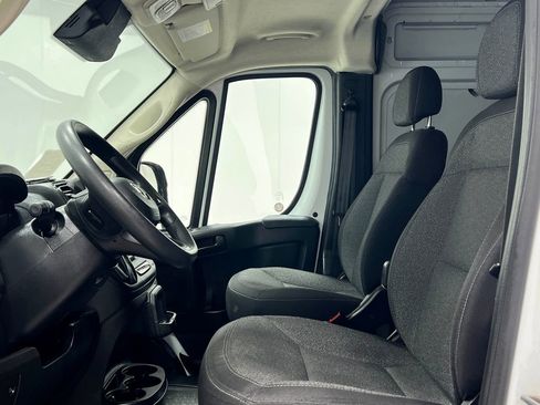 Used 2023 RAM ProMaster 3500 FWD image 12