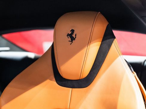 Used 2021 Ferrari Roma image 6