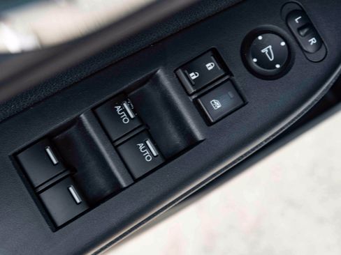 Used 2015 Honda Accord EX-L image 39