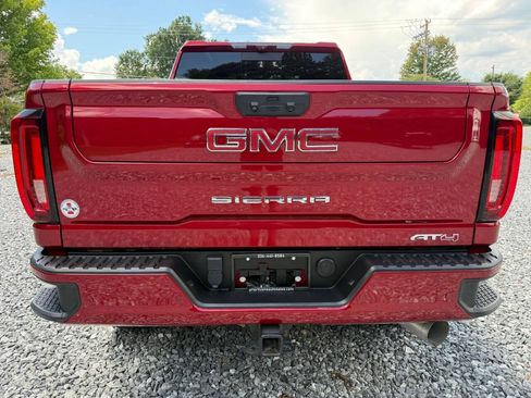 Used 2022 GMC Sierra 2500 AT4 w/ AT4 Premium Plus Package AWD/4WD image 6