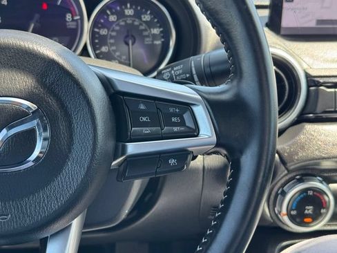 Used 2024 MAZDA MX-5 Miata Grand Touring RWD image 12