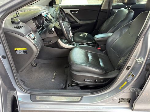 Used 2015 Hyundai Elantra Limited FWD image 13