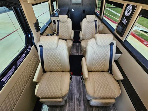 Used 2019 Mercedes-Benz Sprinter 3500 image 65