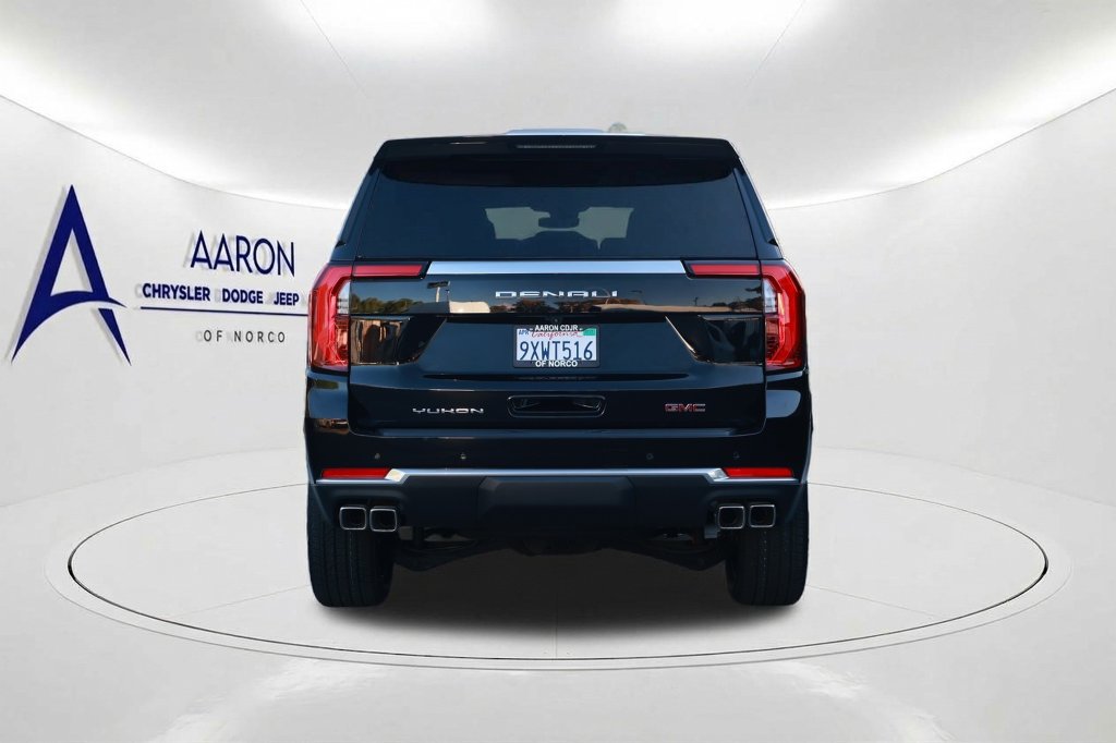 Used 2026 GMC Yukon Denali w/ Sun & Power Step Package AWD/4WD image 5