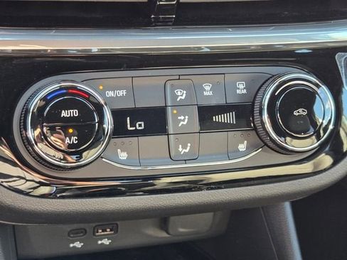 New 2026 Buick Envista Sport Touring w/ Convenience I Package FWD image 18