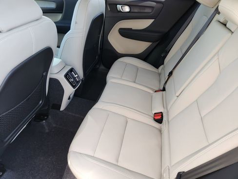 New 2026 Volvo XC40 B5 Plus w/ Protection Package Premier image 18