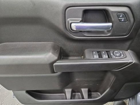 Used 2021 Chevrolet Silverado 1500 Custom image 13
