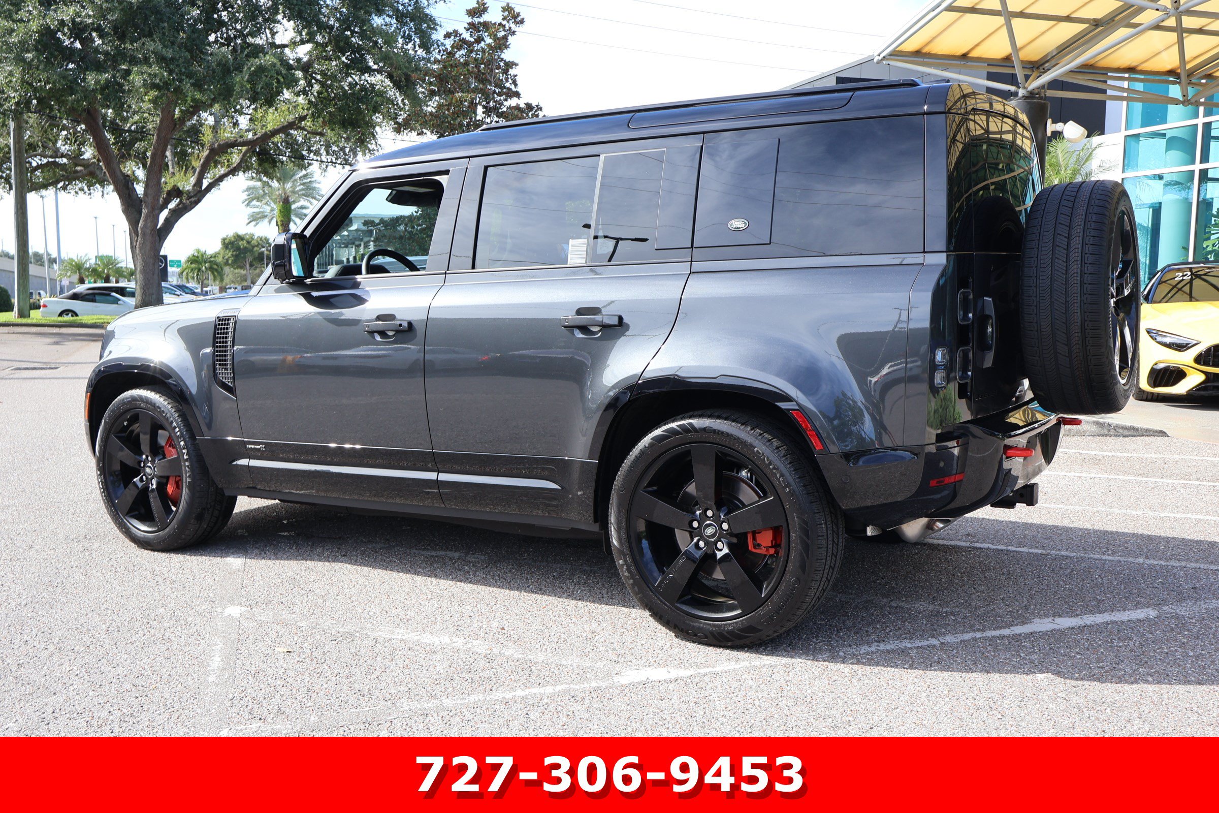 Used 2024 Land Rover Defender 110 X AWD/4WD image 7