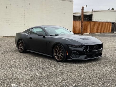 Used 2025 Ford Mustang GT Premium RWD image 8