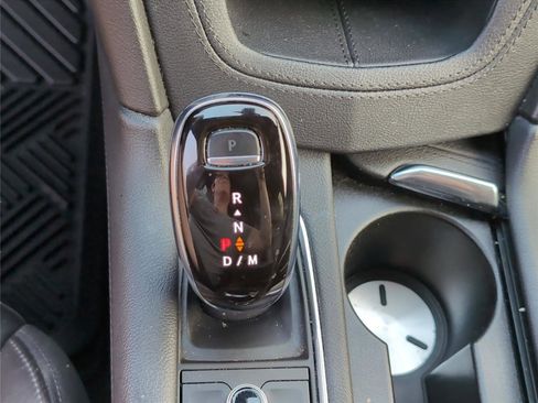 Used 2021 Cadillac XT6 Premium Luxury image 17