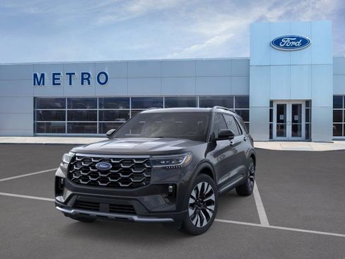 New 2026 Ford Explorer Platinum AWD/4WD image 3