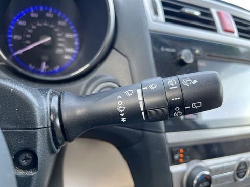 Used 2017 Subaru Outback 2.5i Limited image 25