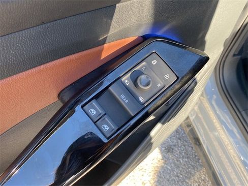 Used 2021 Volkswagen ID.4 Pro S w/ ID.4 Protection Package image 20