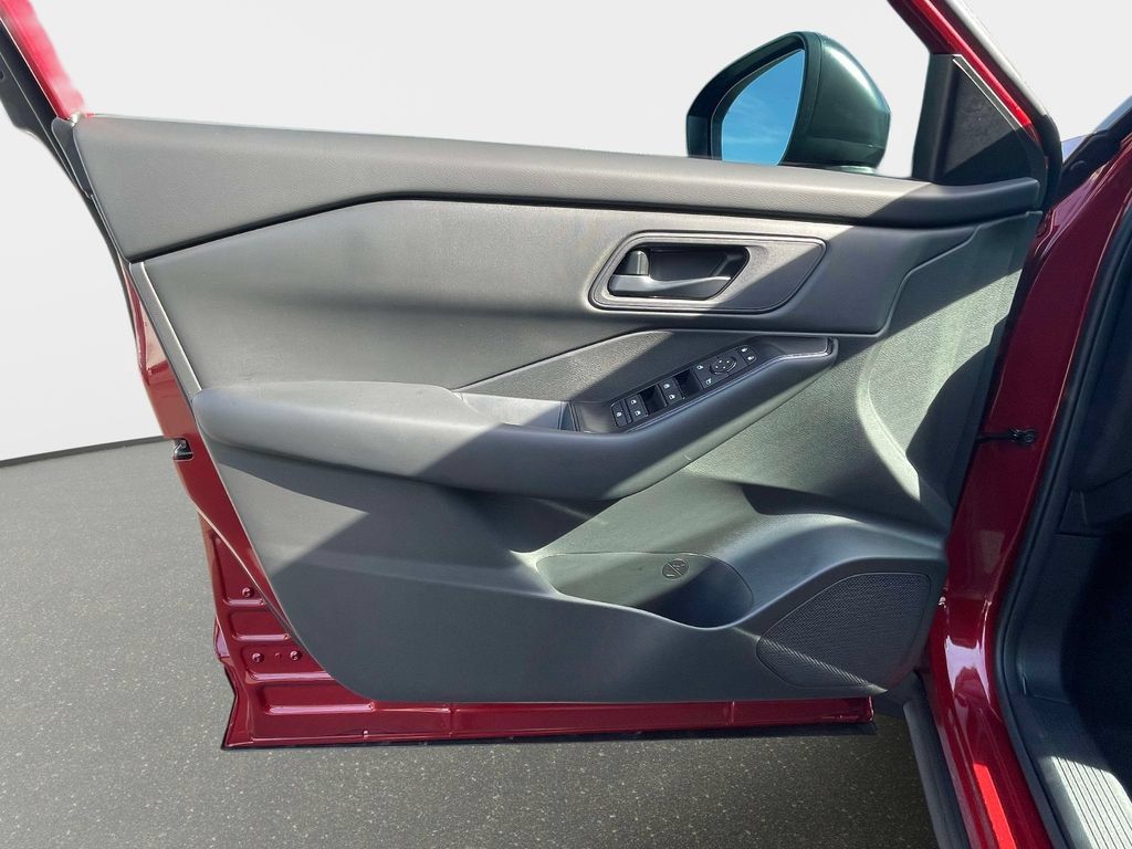 New 2026 Nissan Rogue S FWD image 16