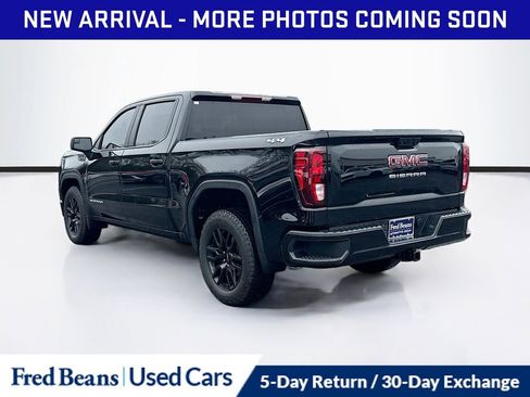 Used 2024 GMC Sierra 1500 Pro w/ Graphite Edition image 6