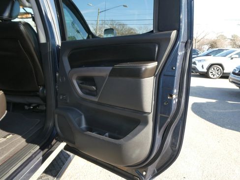 Used 2015 Nissan Titan PRO-4X w/ Pro-4x Luxury Package image 26