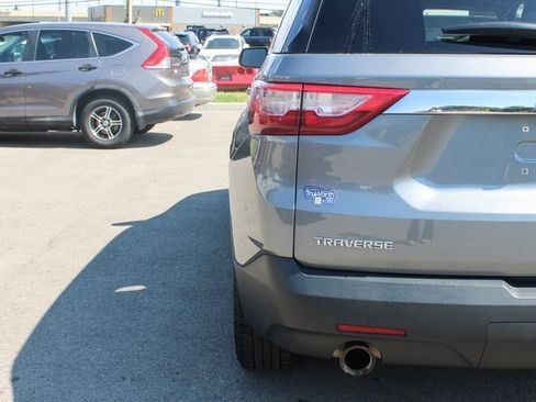 Used 2020 Chevrolet Traverse LS image 47
