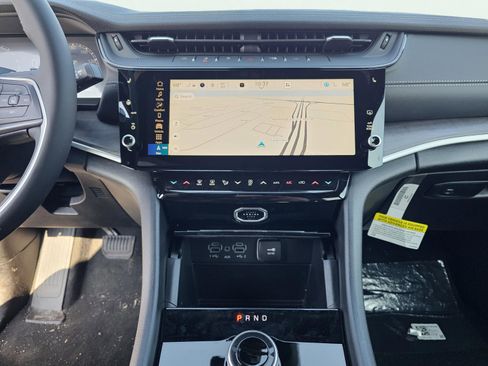 New 2026 Jeep Grand Cherokee Limited image 24