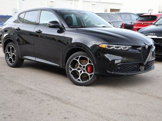 New 2025 Alfa Romeo Tonale Veloce w/ Premium Package video 2