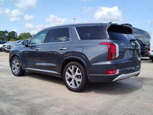 Used 2022 Hyundai Palisade Limited FWD image 4