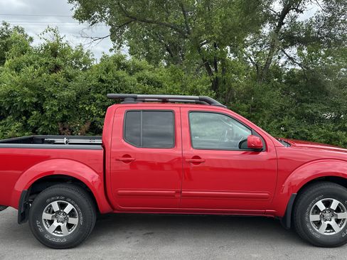 Used 2010 Nissan Frontier PRO-4X w/ Pro-4x Value Truck Pkg AWD/4WD image 11