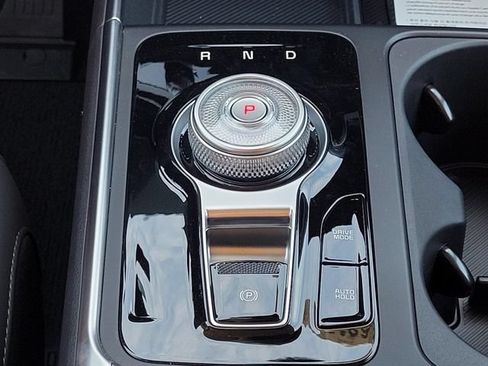 New 2026 Kia Carnival EX FWD image 18