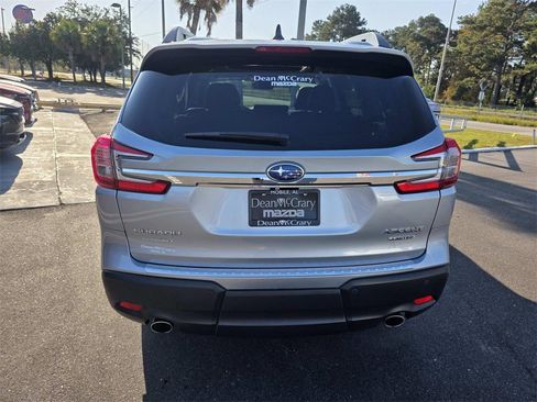 Used 2024 Subaru Ascent Limited w/ Technology Package image 4