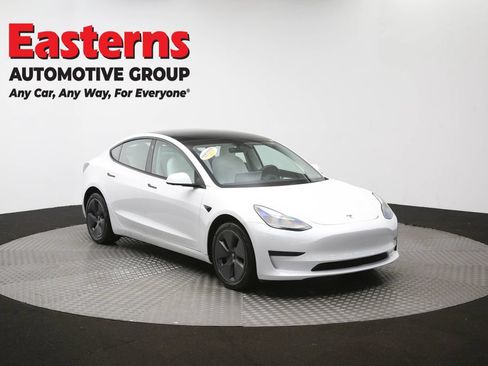Used 2023 Tesla Model 3 Standard Range RWD image 44