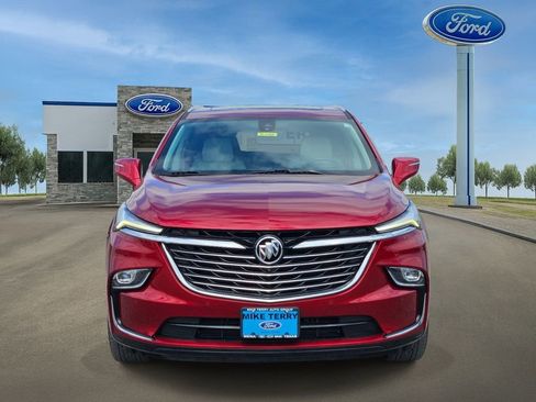 Used 2023 Buick Enclave Premium w/ Experience Buick Package FWD image 2