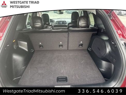 Used 2020 Jeep Cherokee Limited image 24