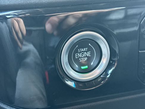 Used 2024 GMC Sierra 1500 Elevation image 31